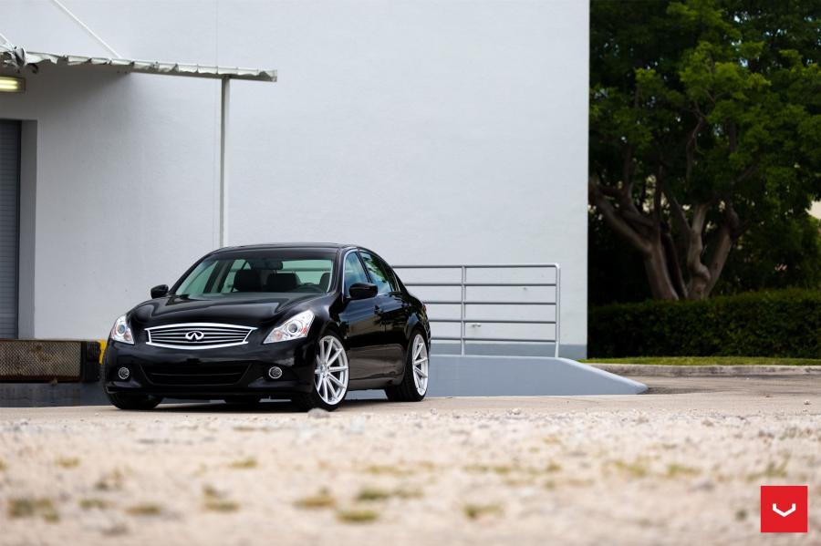  Infiniti G37 on Vossen Wheels (VFS10) 2017 года  (фото 22 из 38)